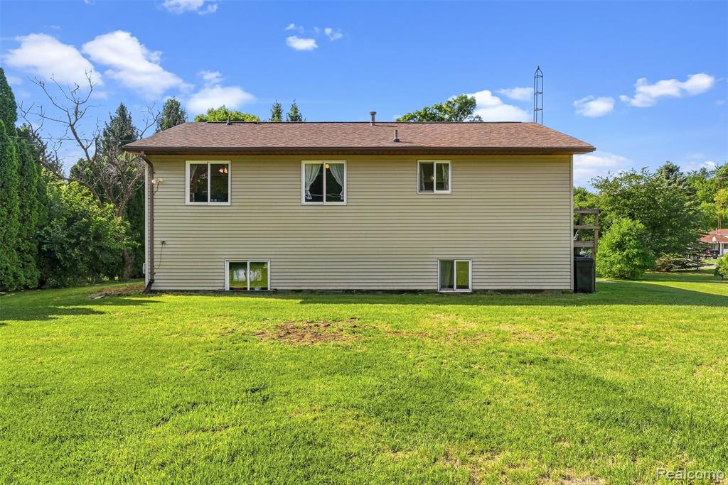 8491 E Mount Morris Road Property Photo 37