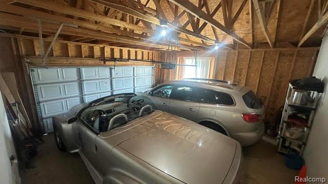 32400 Gateway Drive Property Photo 12