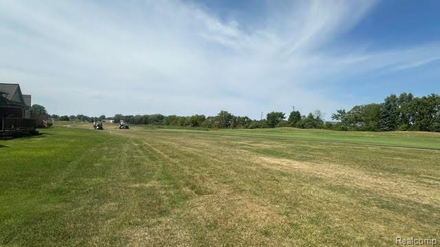 32400 Gateway Drive Property Photo 14
