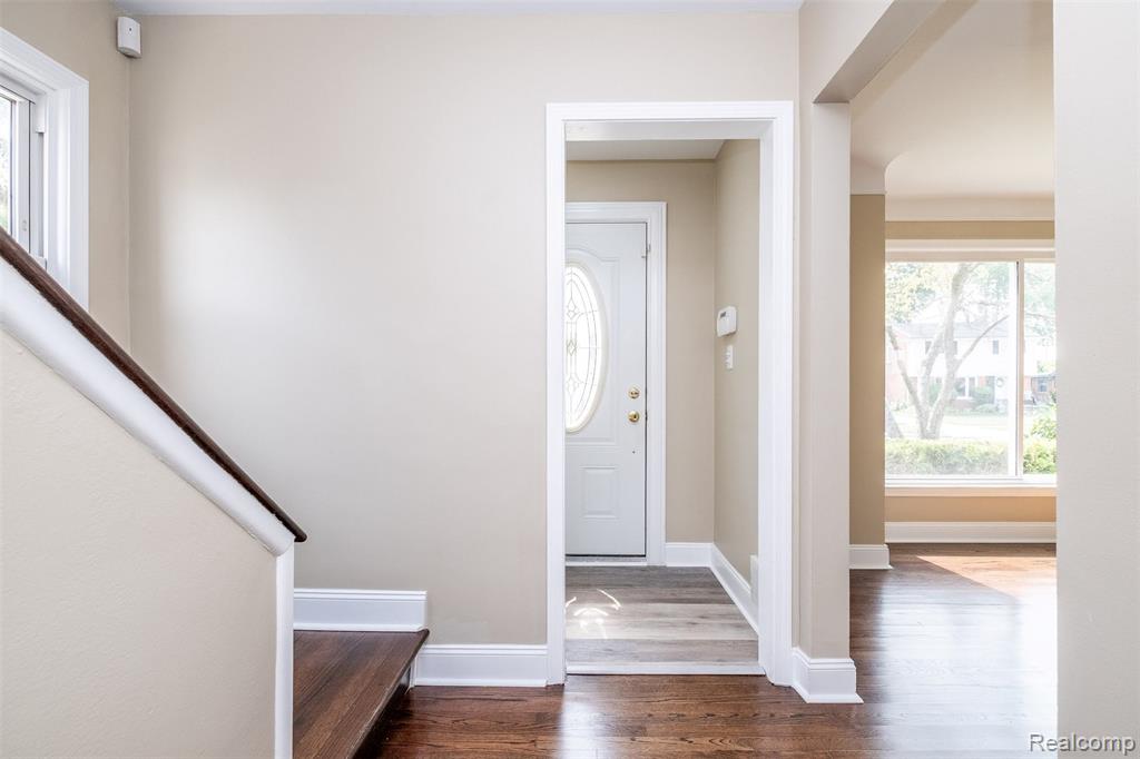 18259 Spring Court Property Photo 6