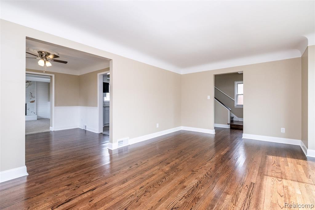 18259 Spring Court Property Photo 9