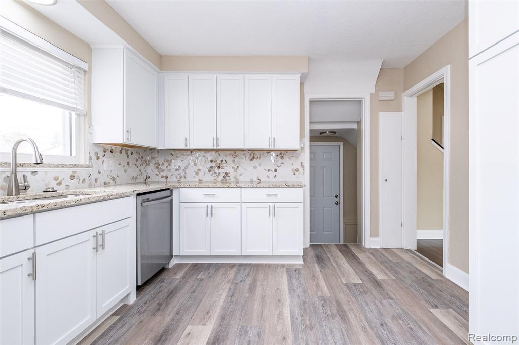 18259 Spring Court Property Photo 17