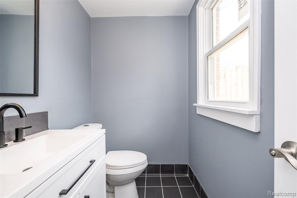 18259 Spring Court Property Photo 22
