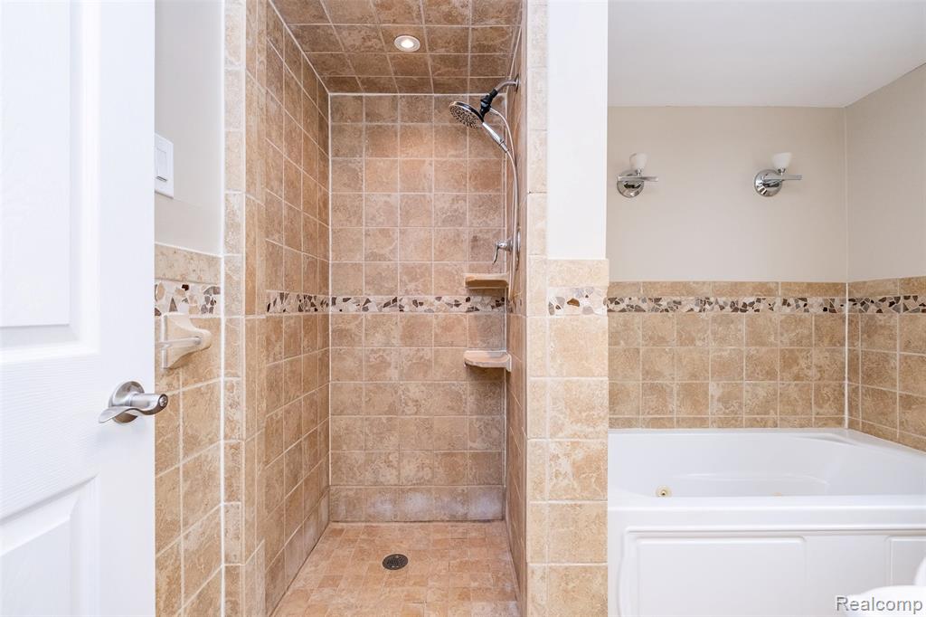 18259 Spring Court Property Photo 33