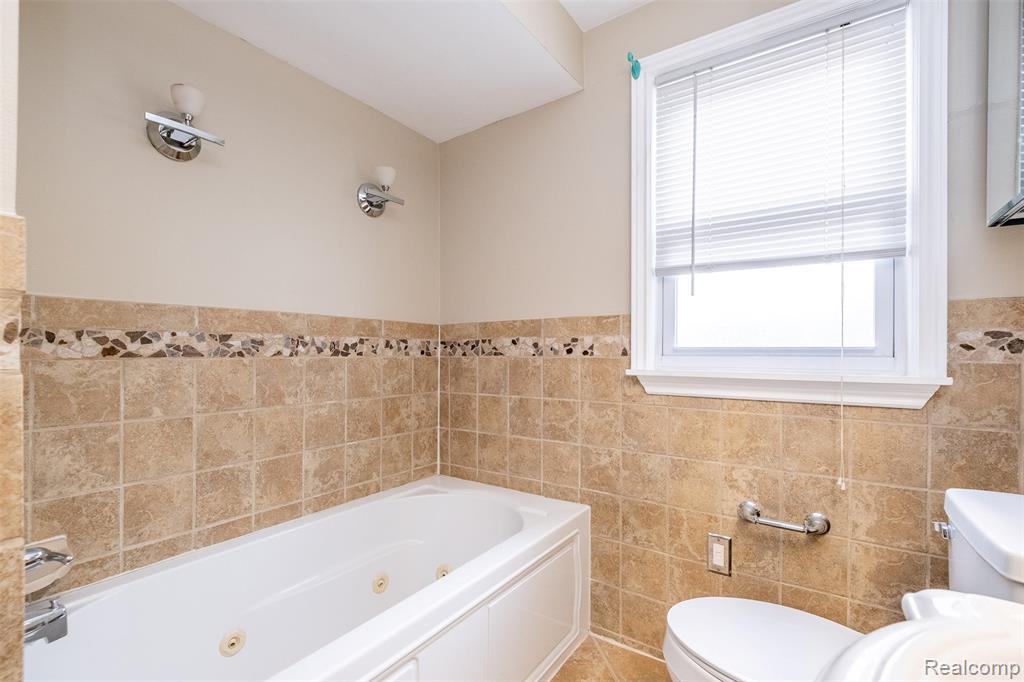 18259 Spring Court Property Photo 35
