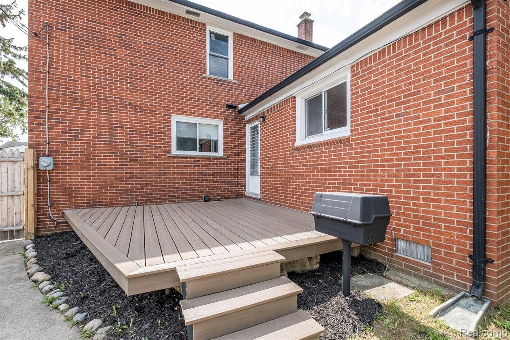 18259 Spring Court Property Photo 44