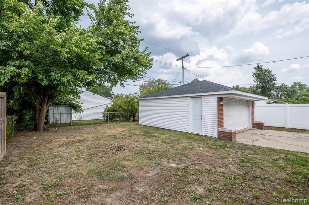 18259 Spring Court Property Photo 47