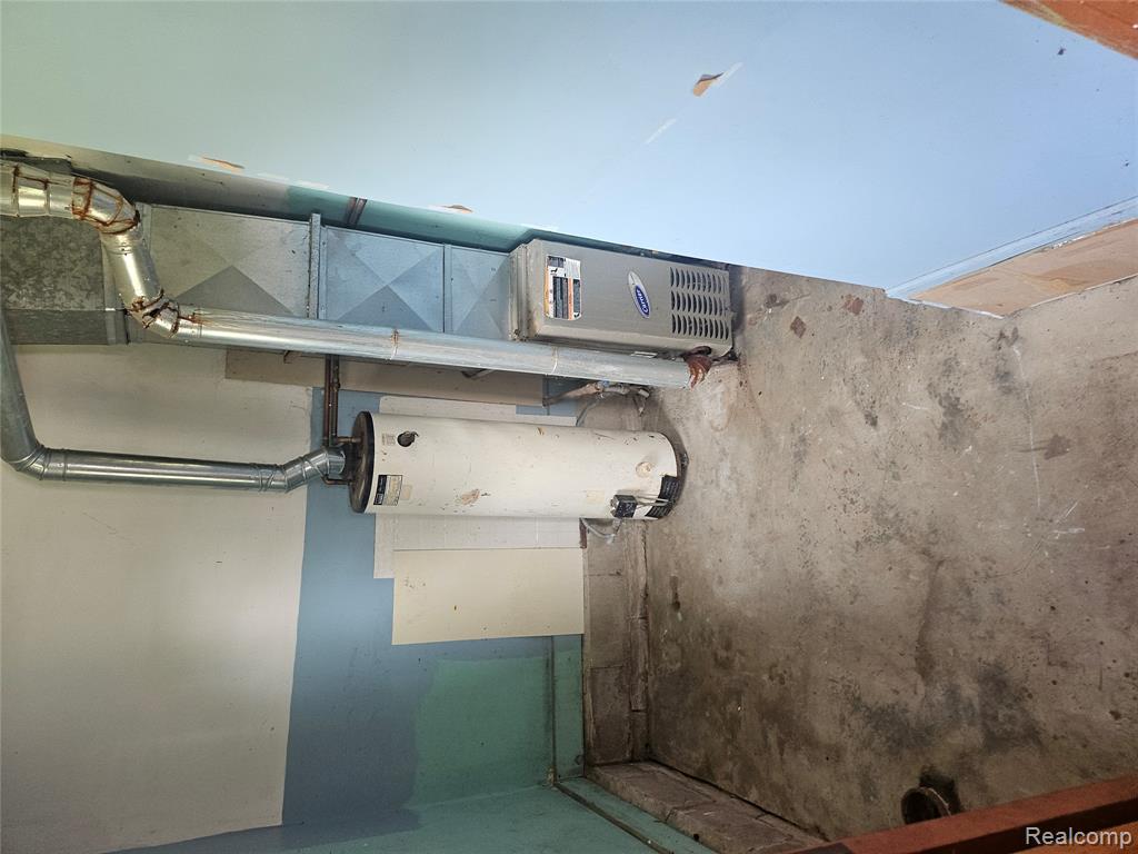 32703 Sutton Road Property Photo 4