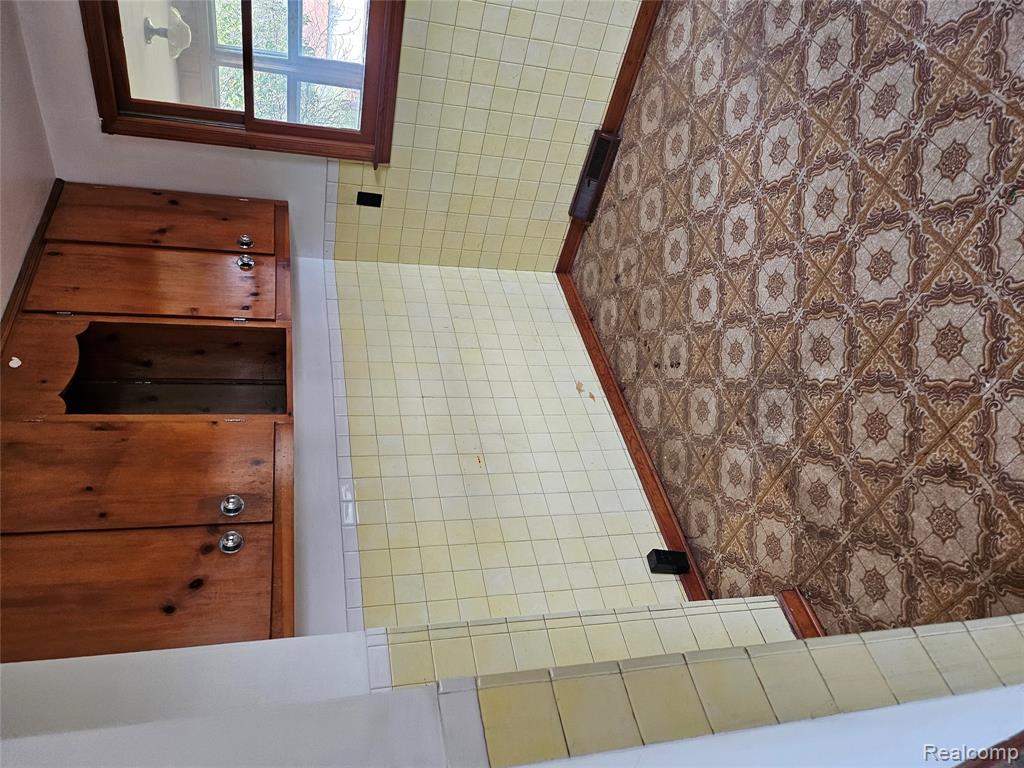 32703 Sutton Road Property Photo 9