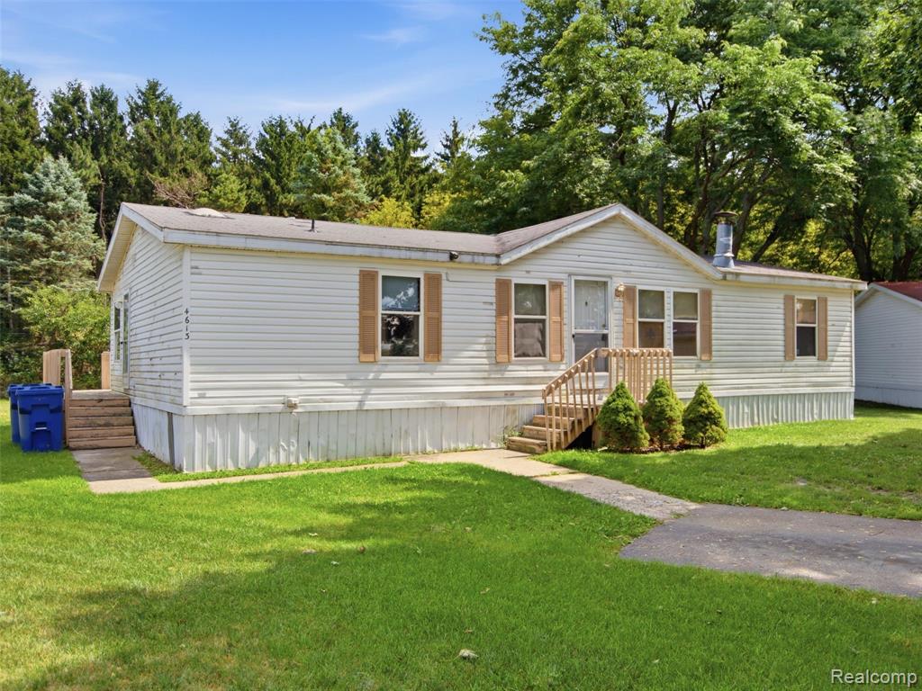 4613 Butternut Property Photo 1
