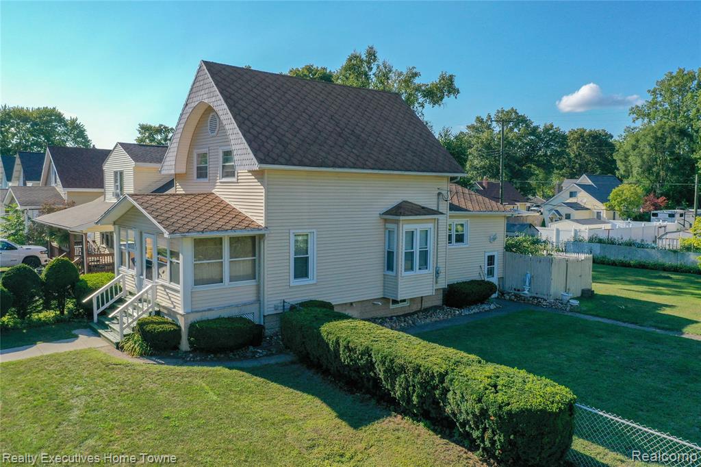 3003 North Boulevard Property Photo 4