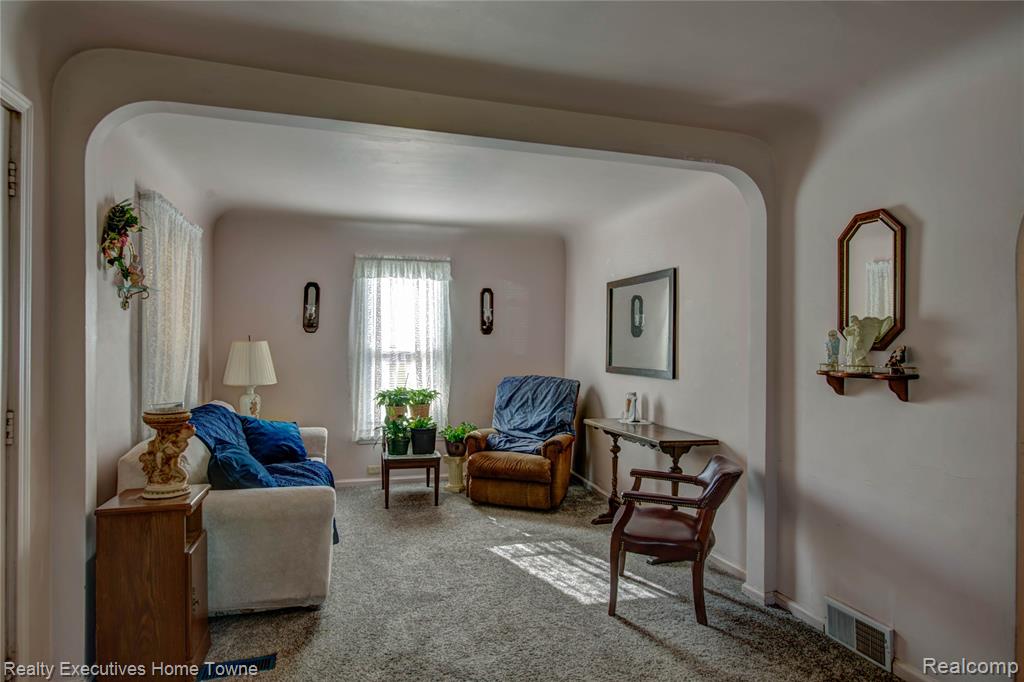 3003 North Boulevard Property Photo 13