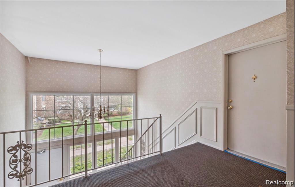 766 E Fox Hills Drive Property Photo 15