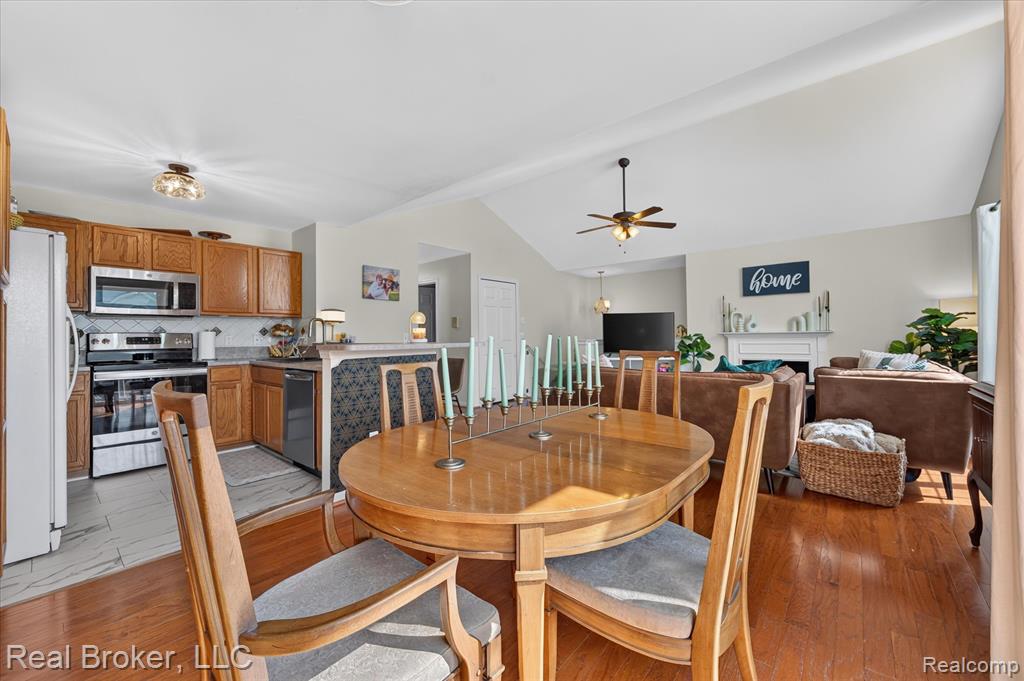 51747 Adler Park Drive Property Photo 13