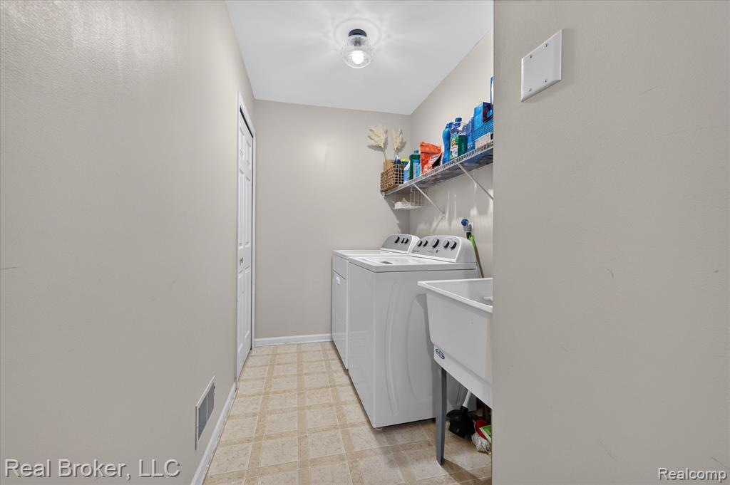 51747 Adler Park Drive Property Photo 14