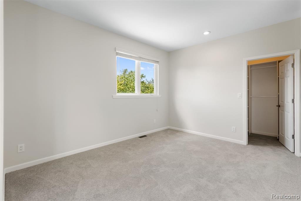 5593 Warrenshire Drive Property Photo 29