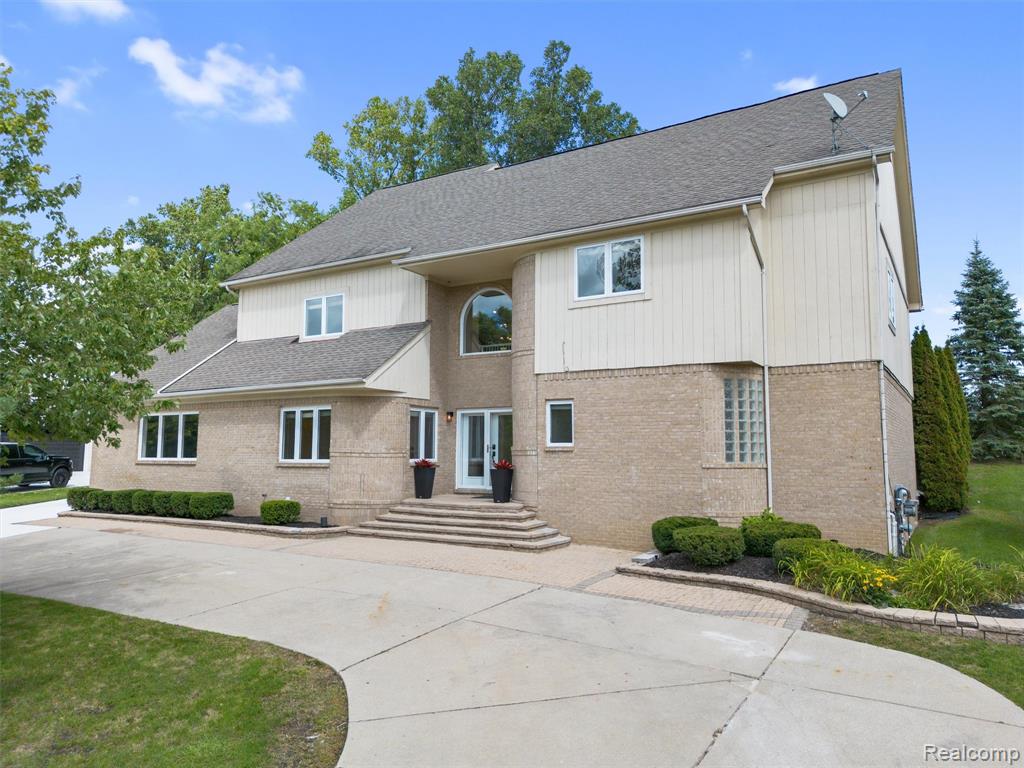 5593 Warrenshire Drive Property Photo 70