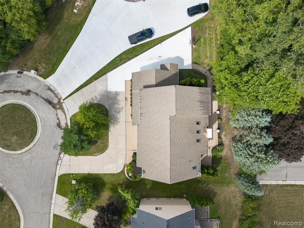 5593 Warrenshire Drive Property Photo 79