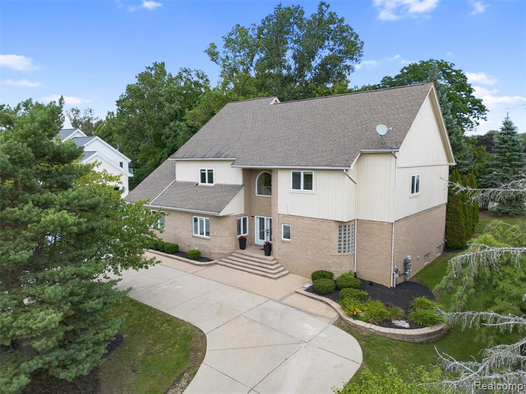 5593 Warrenshire Drive Property Photo 81