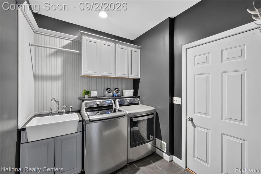 15771 Cavanaugh Lake Road Property Photo 18
