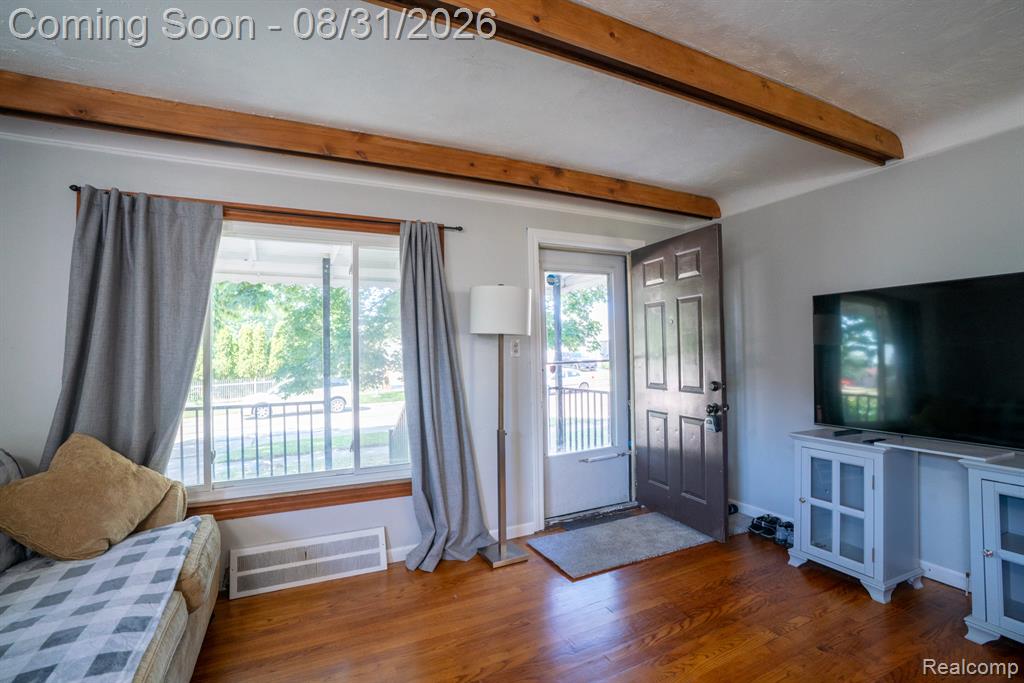 17157 Matthews Street Property Photo 5