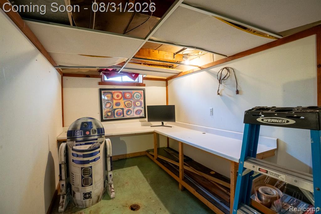 17157 Matthews Street Property Photo 20