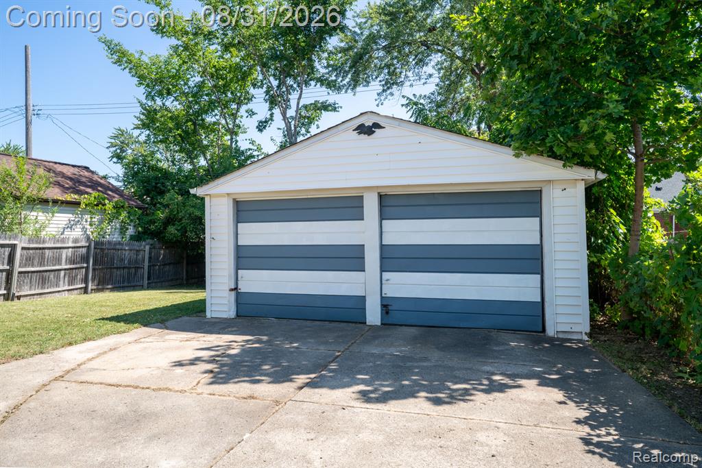 17157 Matthews Street Property Photo 24