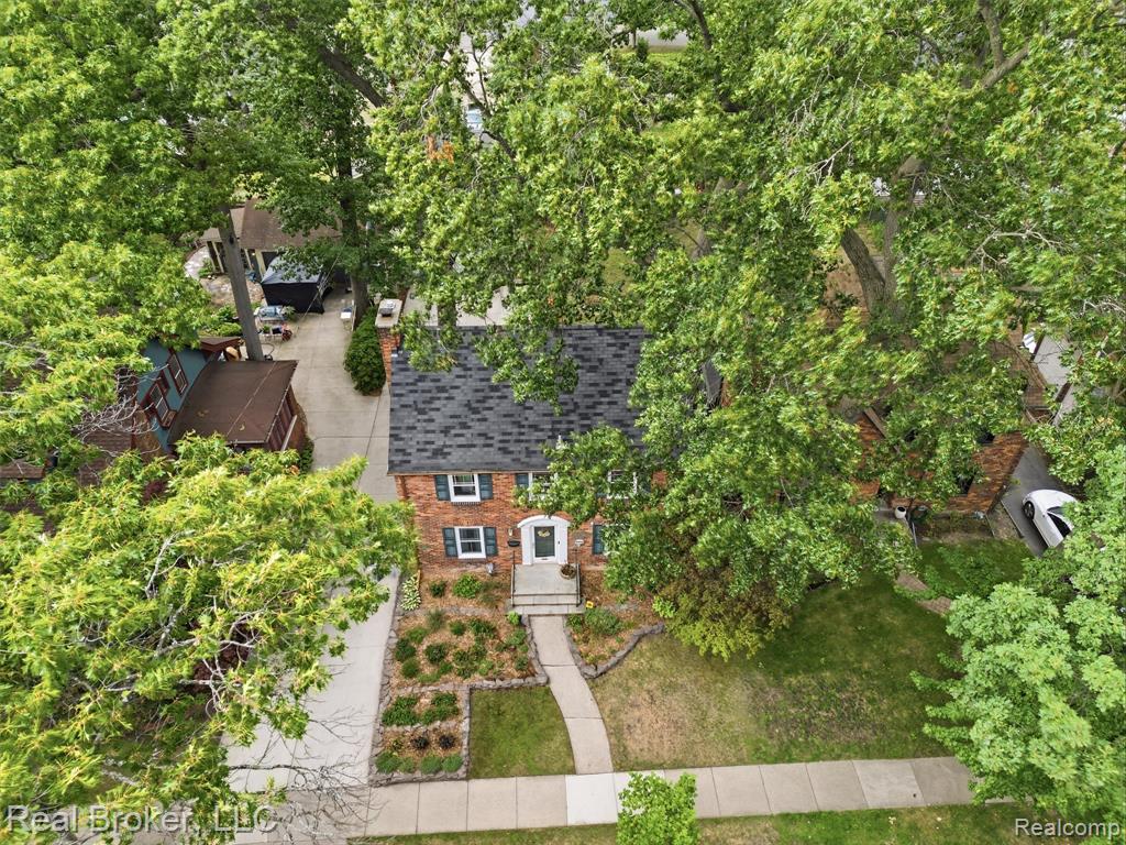446 W Drayton Street Property Photo 6