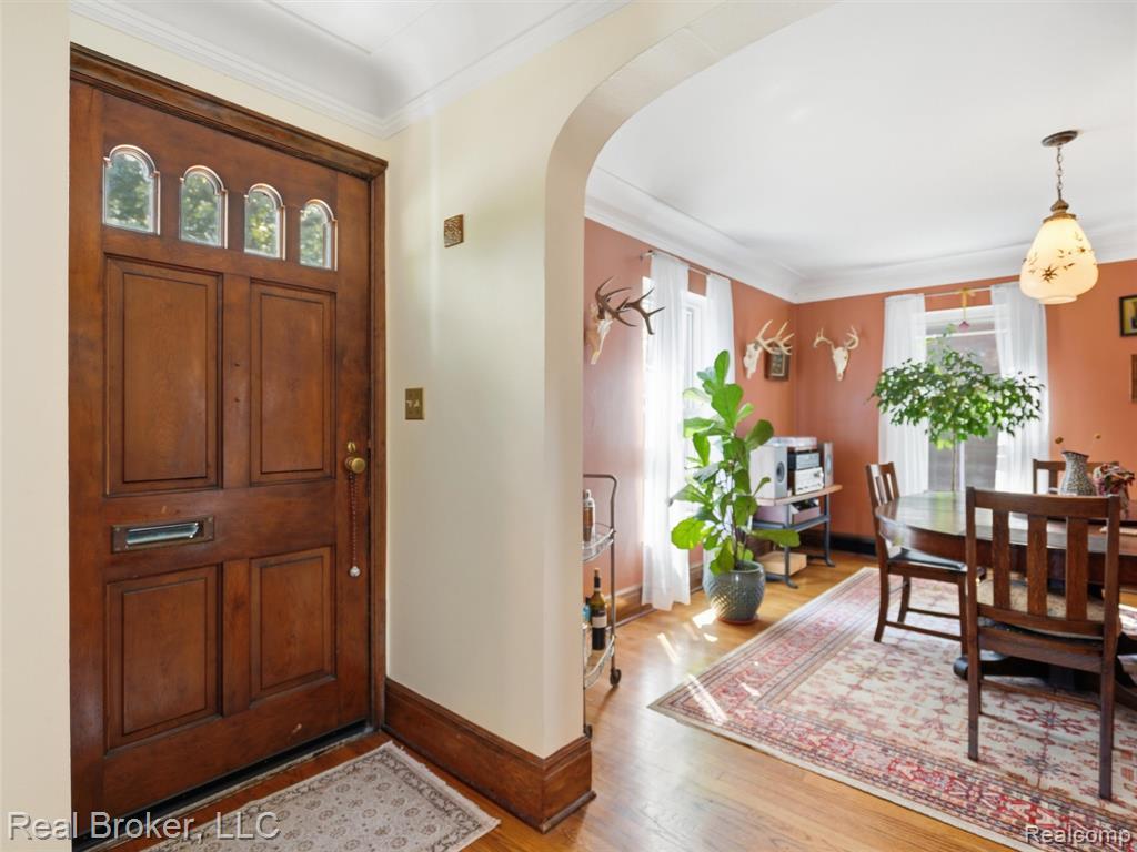 446 W Drayton Street Property Photo 7
