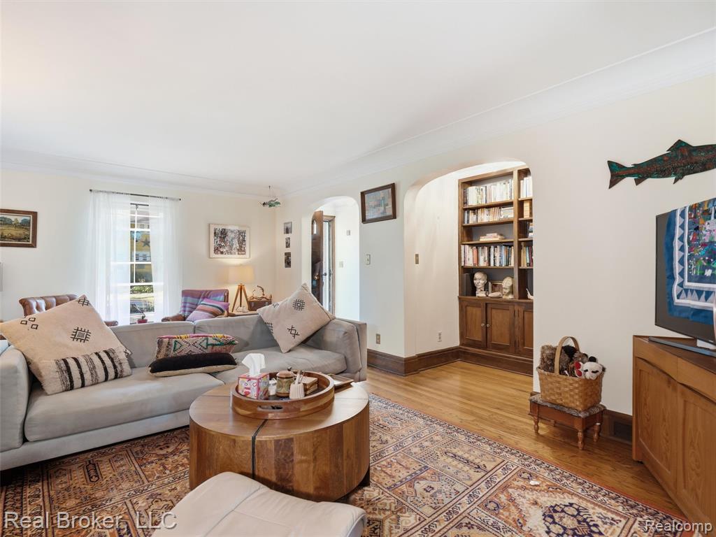 446 W Drayton Street Property Photo 12