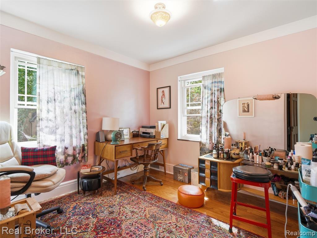 446 W Drayton Street Property Photo 31