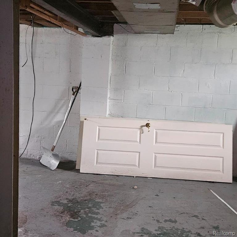 629 Spencer Street Property Photo 11