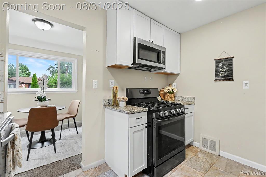 15275 Anne Avenue Property Photo 15