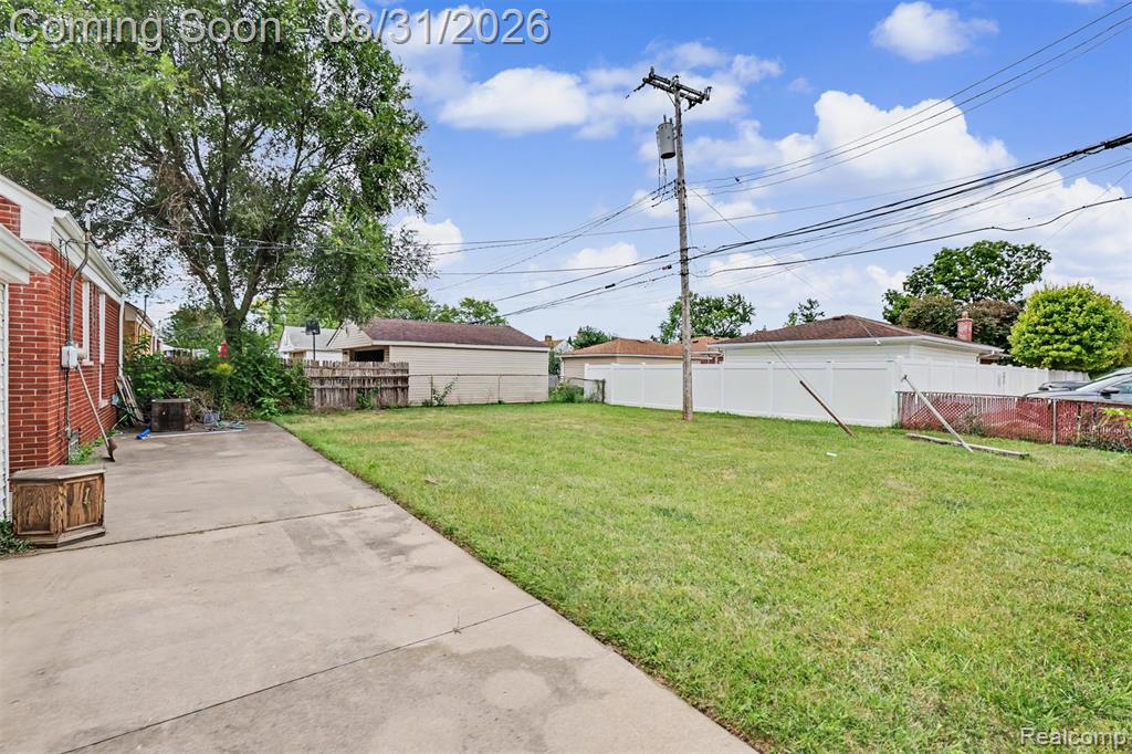 15275 Anne Avenue Property Photo 30