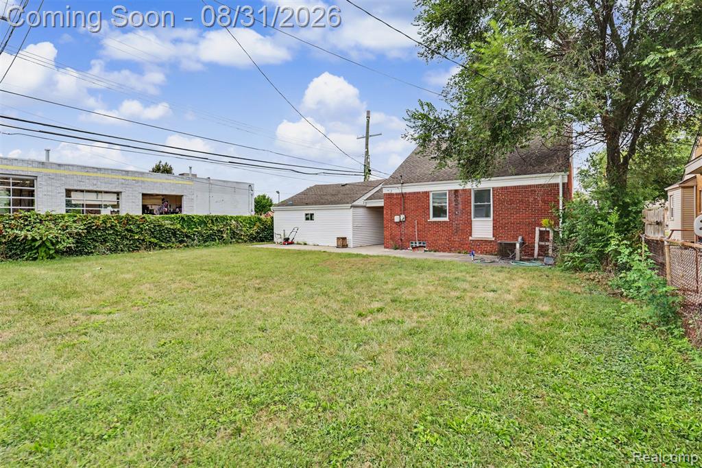 15275 Anne Avenue Property Photo 32