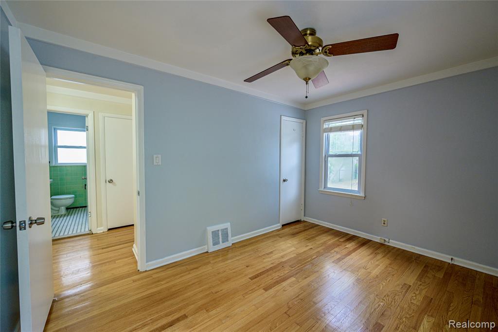 505 S Minerva Avenue Property Photo 10