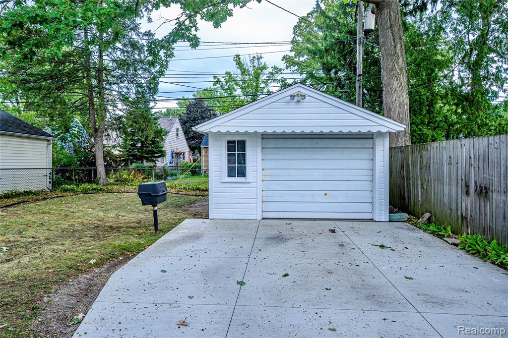 505 S Minerva Avenue Property Photo 25