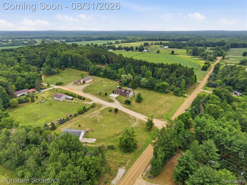 6164 Willits Road Property Photo 8
