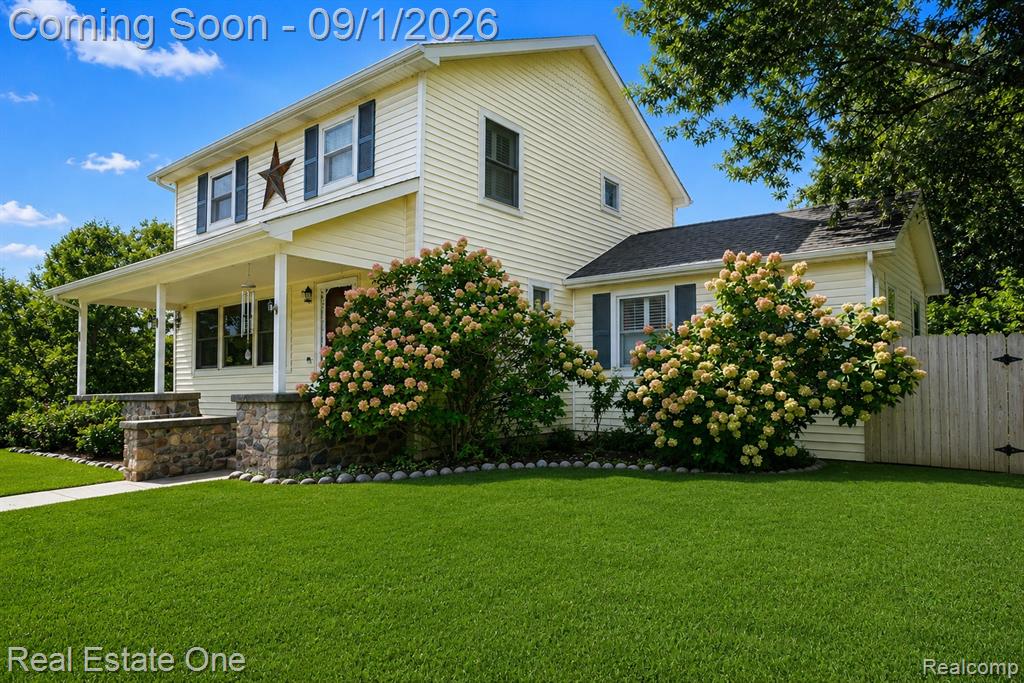 206 Broadway Property Photo 5