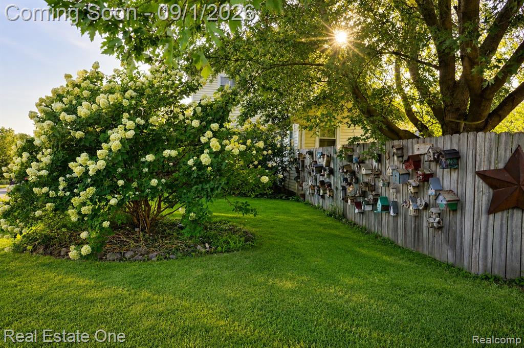 206 Broadway Property Photo 6