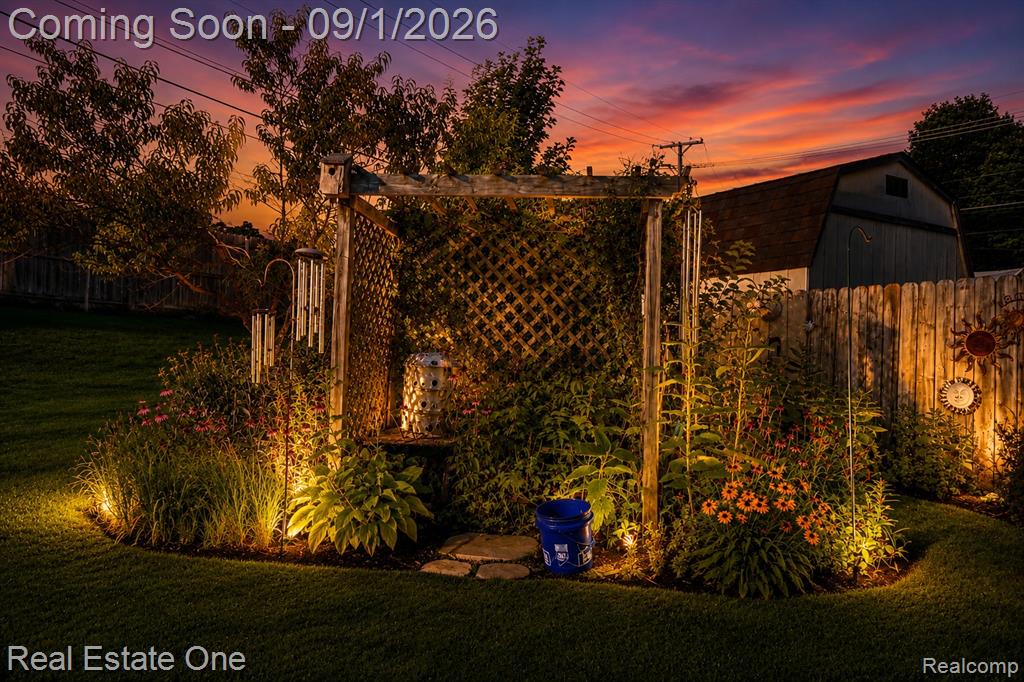 206 Broadway Property Photo 20