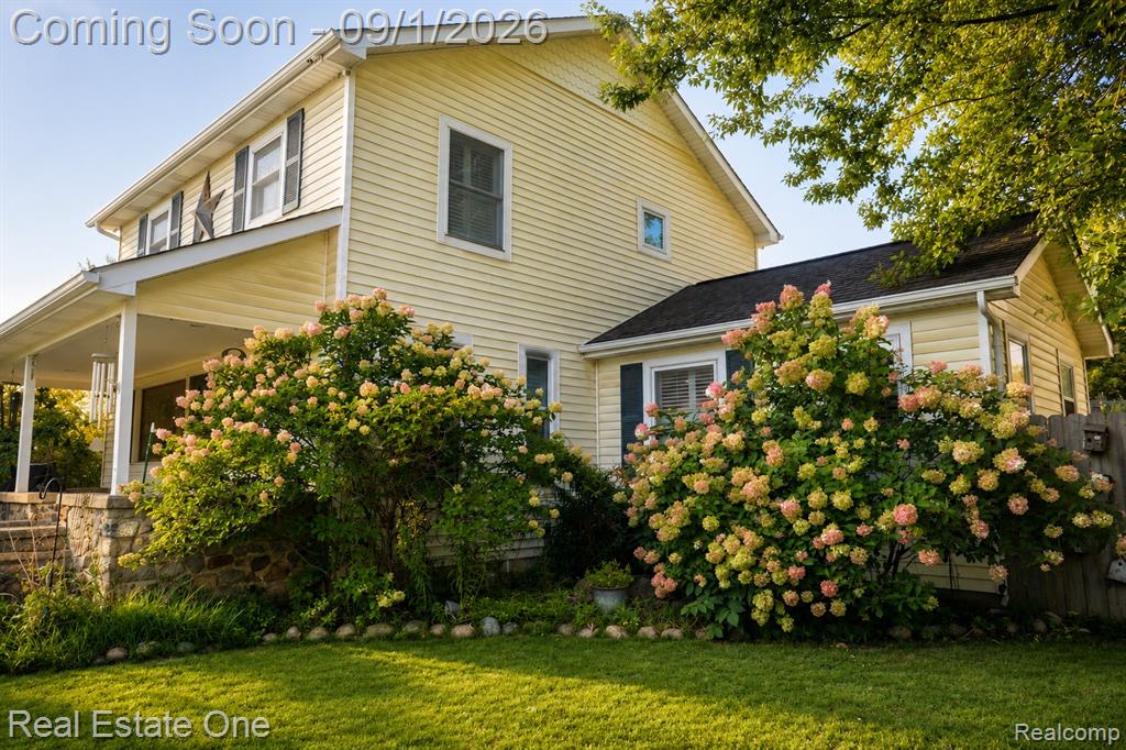 206 Broadway Property Photo 23