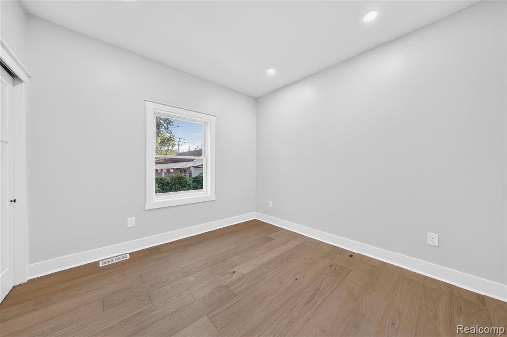 1820 Robina Avenue Property Photo 32