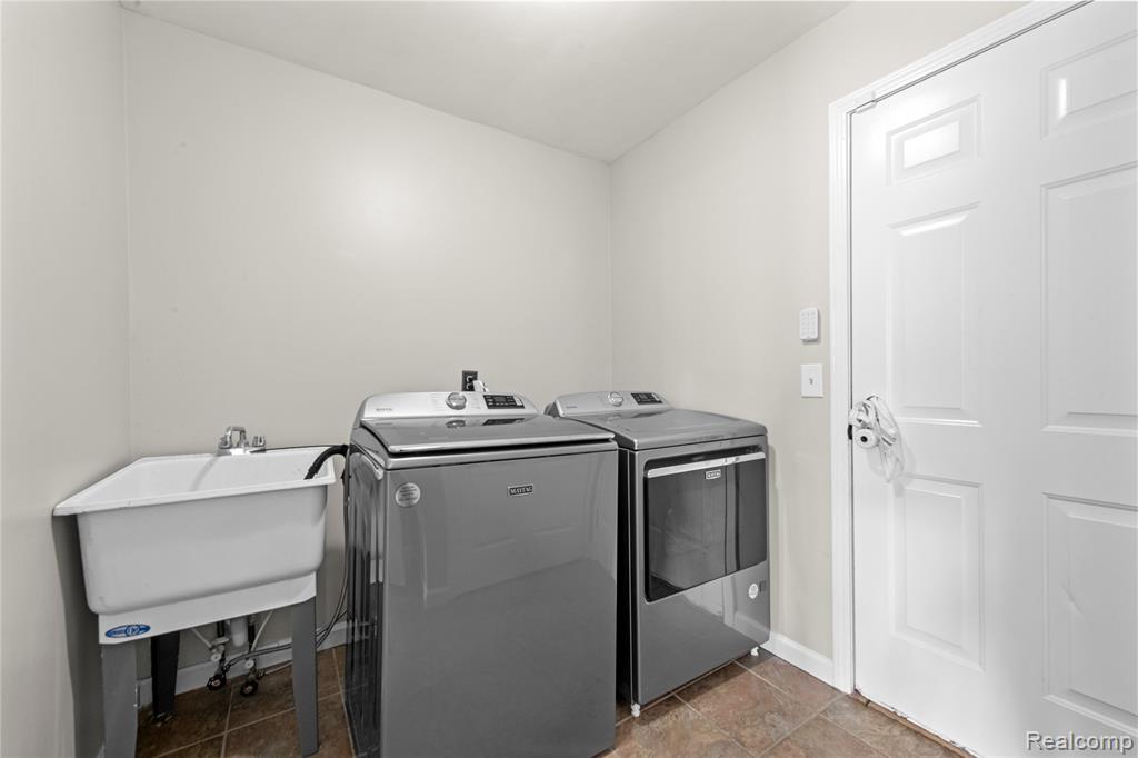 26833 Arcadia Drive Property Photo 17