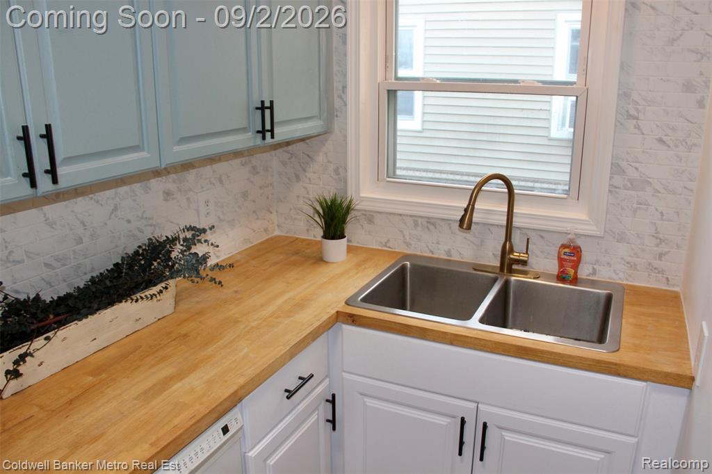 208 W Fairmount Avenue Property Photo 9