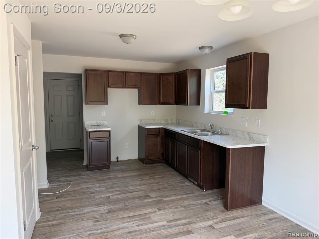 7113 Cambridge Drive Property Photo 5