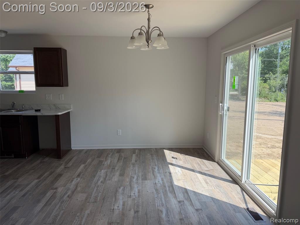 7113 Cambridge Drive Property Photo 6