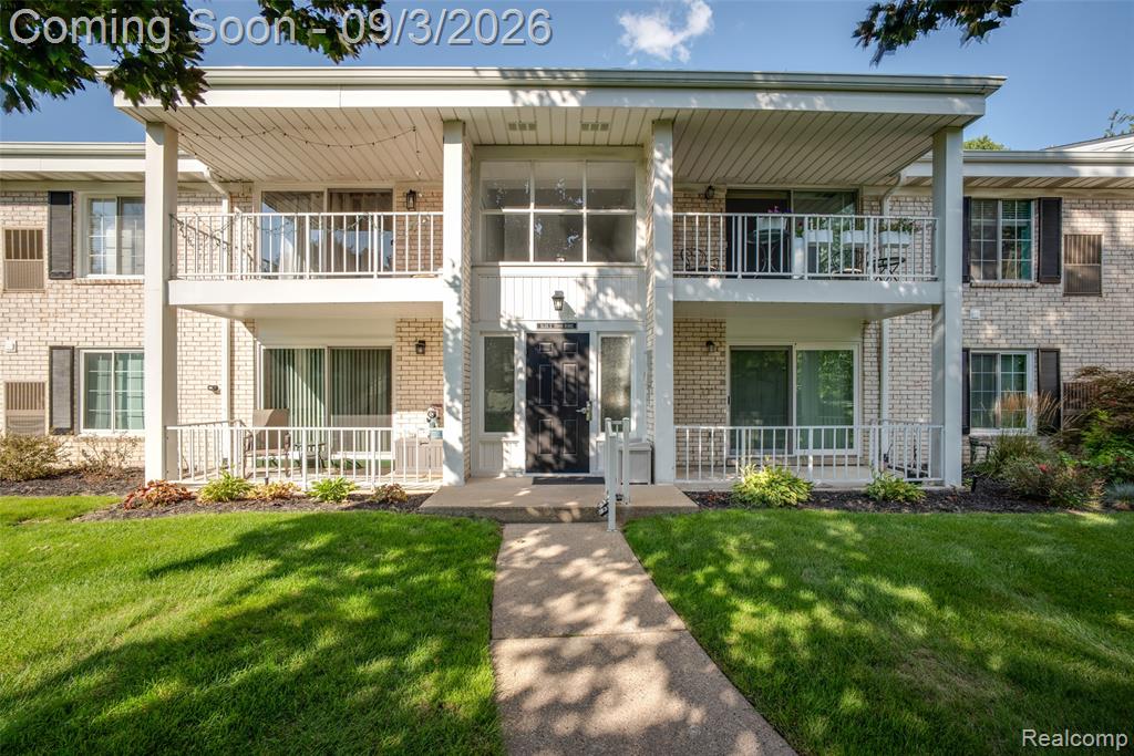 35972 Ann Arbor Trail Property Photo 1
