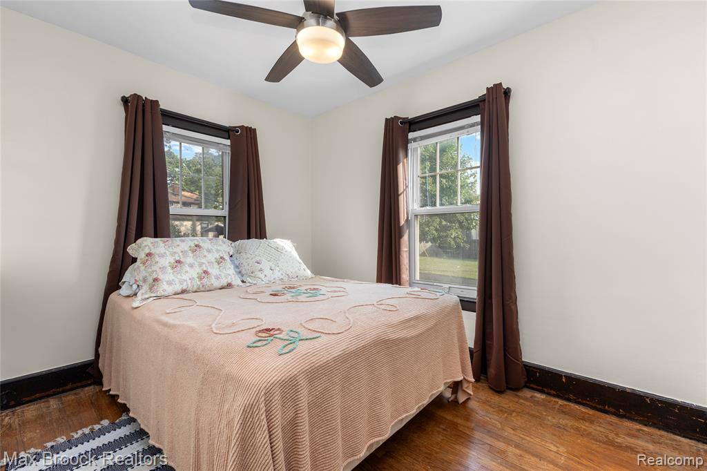 2222 Montroyal Avenue Property Photo 17