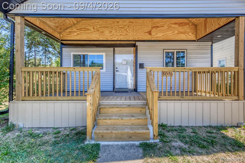 8076 Stahelin Avenue Property Photo 2